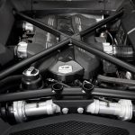 Lamborghini-Aventador-LP700-4-engine